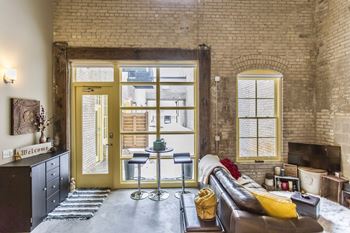 Dominium_Millworks Lofts_Living Room